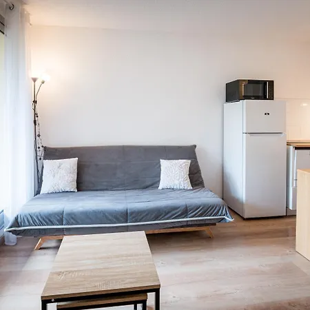 Camilla Apartment *