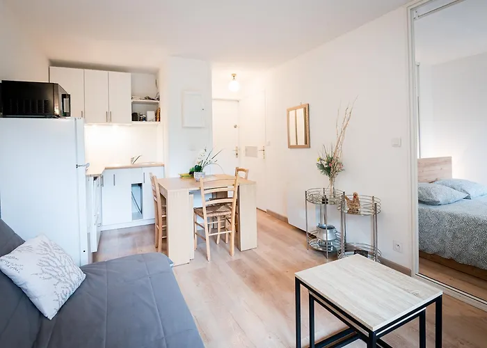 Camilla Apartament *